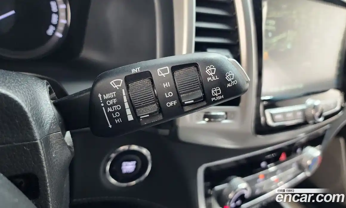 SsangYong Rexton 2018 2.2 Автомат в Москве № 890081, фото 18