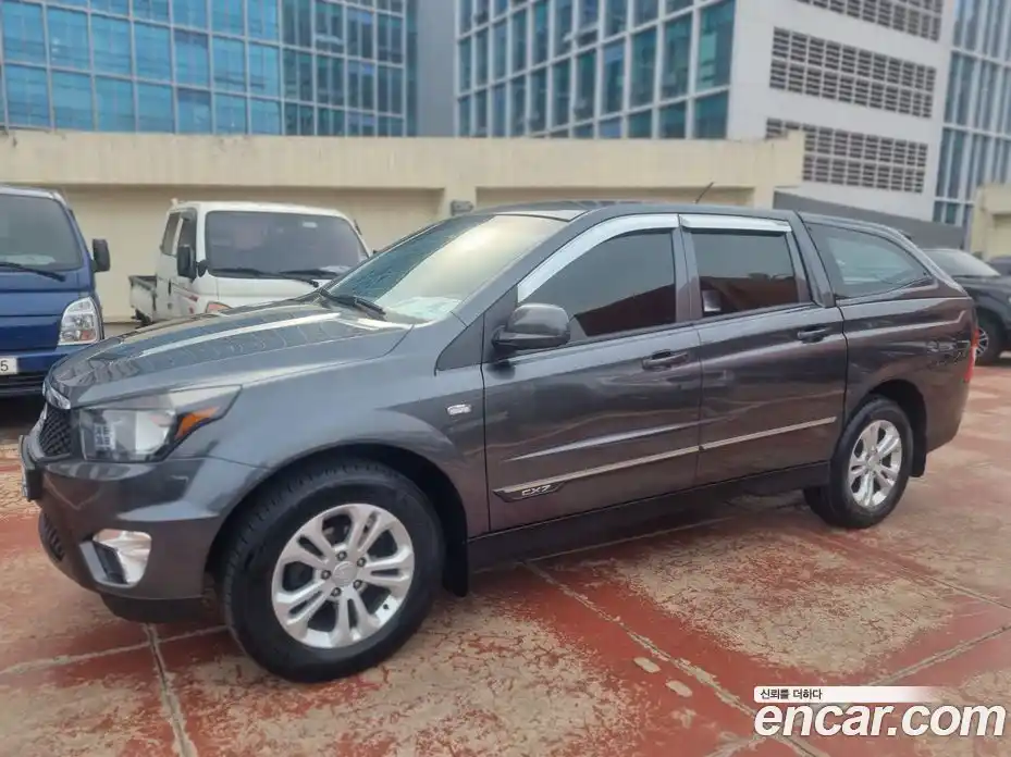 SsangYong Korando 2015 2.0 Автомат в Москве № 890345, фото 3