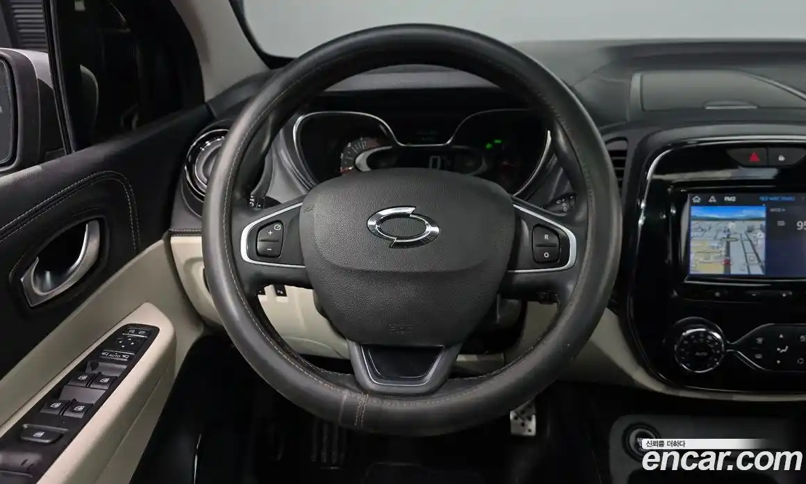 Renault QM3 2017 1.5 Автомат в Москве № 890438, фото 13