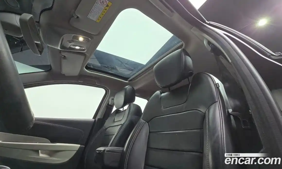 Renault QM3 2017 1.5 Автомат в Москве № 890438, фото 20