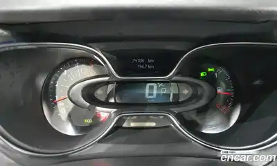 Renault QM3 2017 1.5 Автомат в Москве № 890438, миниатюра 8