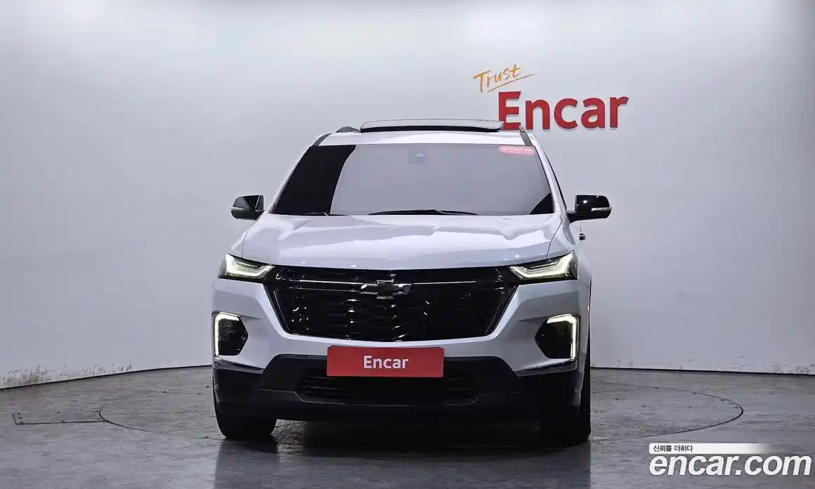 Chevrolet Traverse 2022 3.6 Автомат в Москве № 890642, фото 2