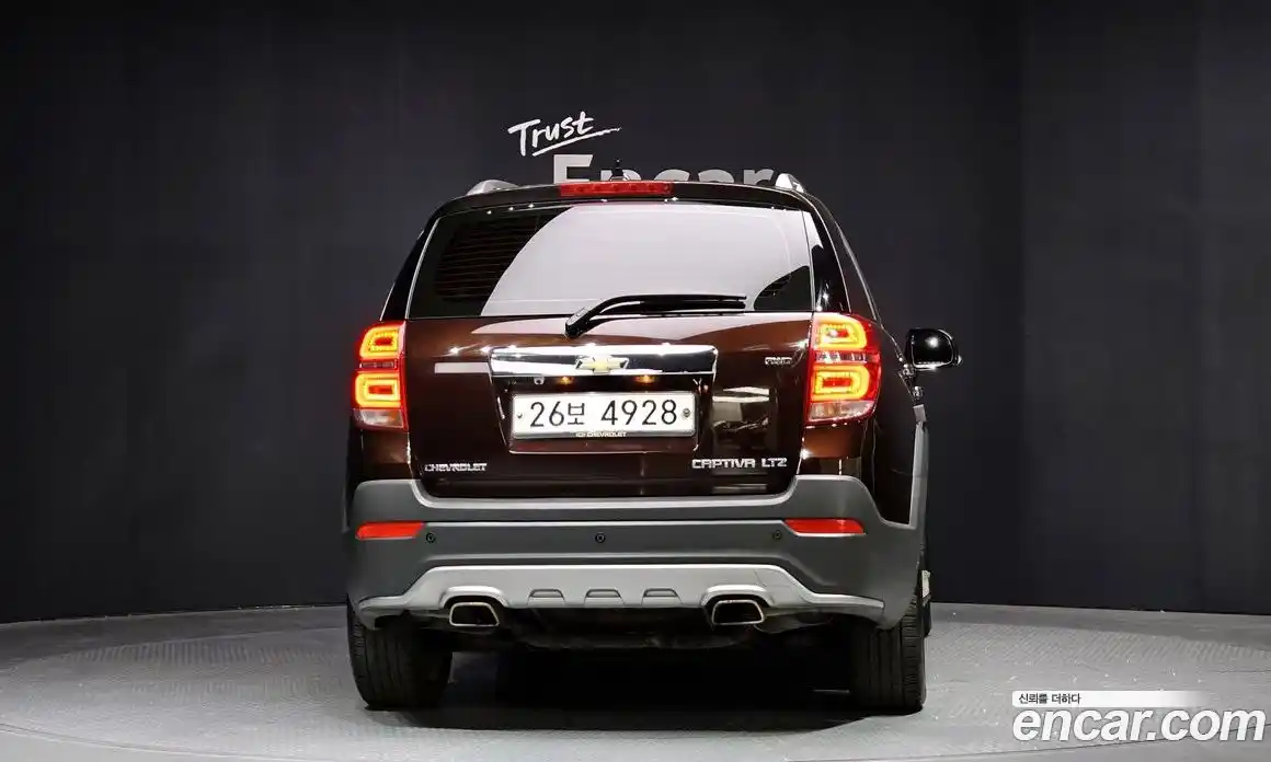 Chevrolet Captiva 2014 2.2 Автомат в Москве № 890660, фото 3