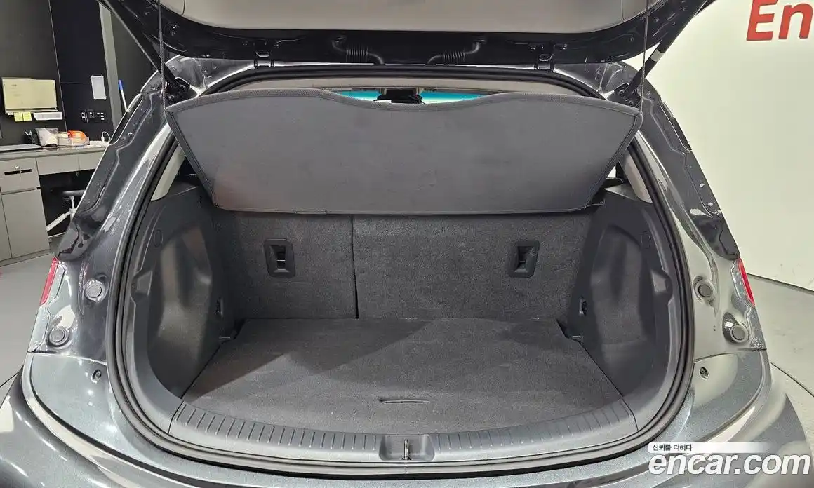 Chevrolet Bolt EV 2018 0.2 Автомат в Москве № 890965, фото 20