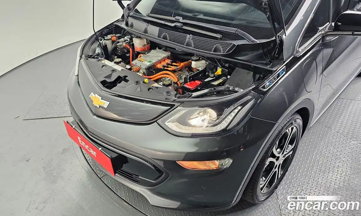 Chevrolet Bolt EV 2018 0.2 Автомат в Москве № 890965, фото 6