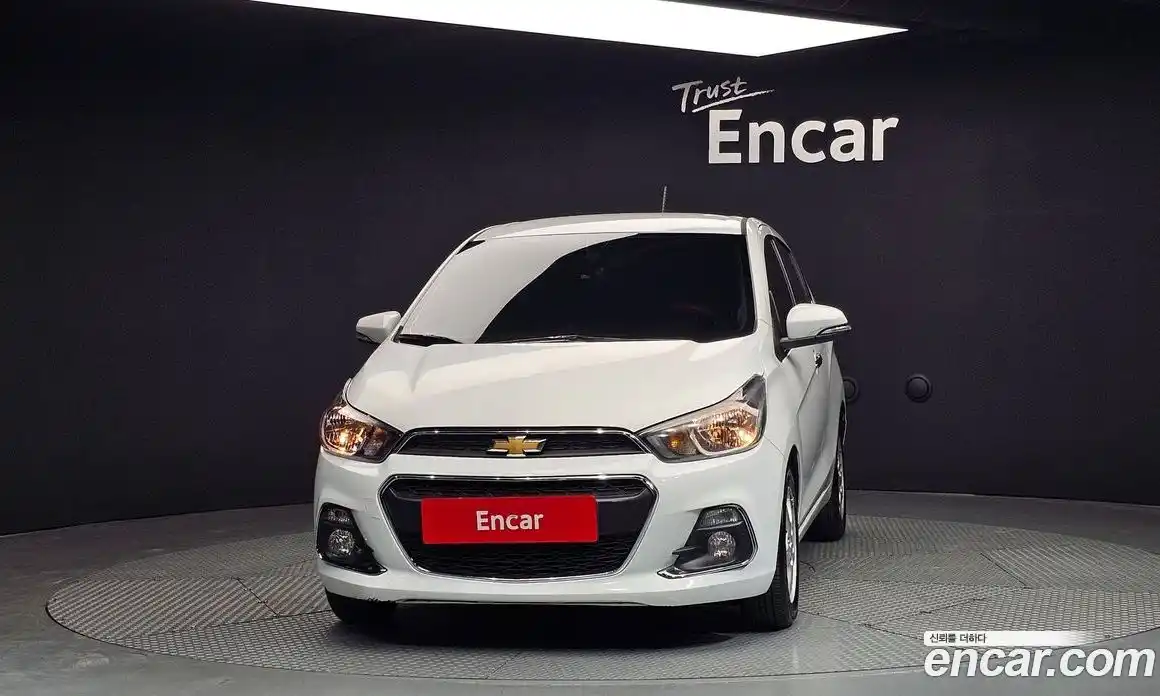 Chevrolet Spark 2015 1.0 гидро в Москве № 891014, фото 3