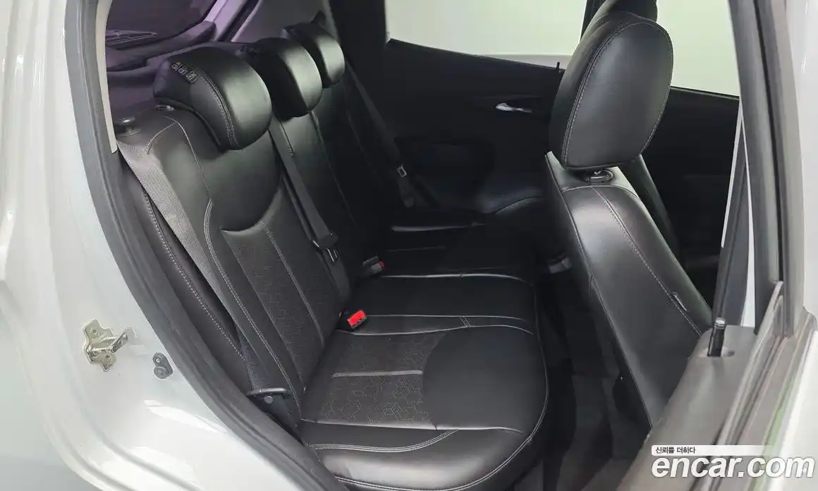 Chevrolet Spark 2016 1.0 гидро в Москве, фото 12