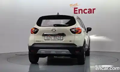 Renault QM3 2017 1.5 Автомат в Москве № 891762, миниатюра 4