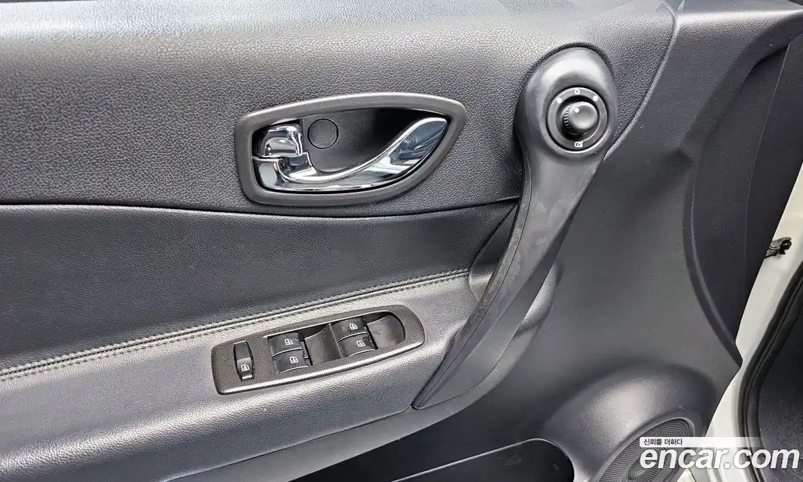 Renault QM5 2014 2.0 Автомат в Москве № 891777, фото 17