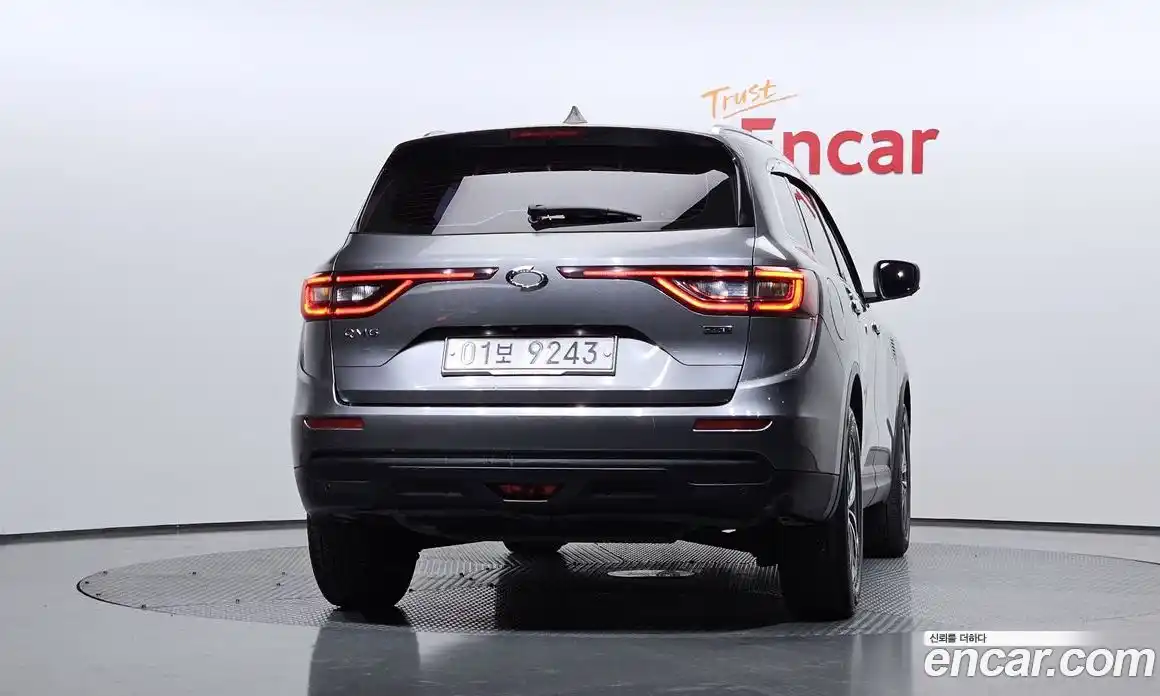 Renault QM6 2017 2.0 Автомат в Москве № 891872, фото 4