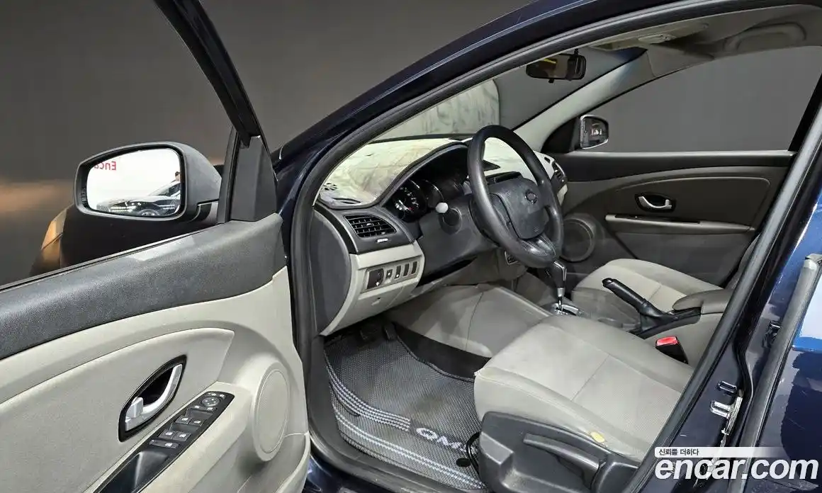 Renault SM3 2011 1.6 гидро в Москве № 891876, фото 11