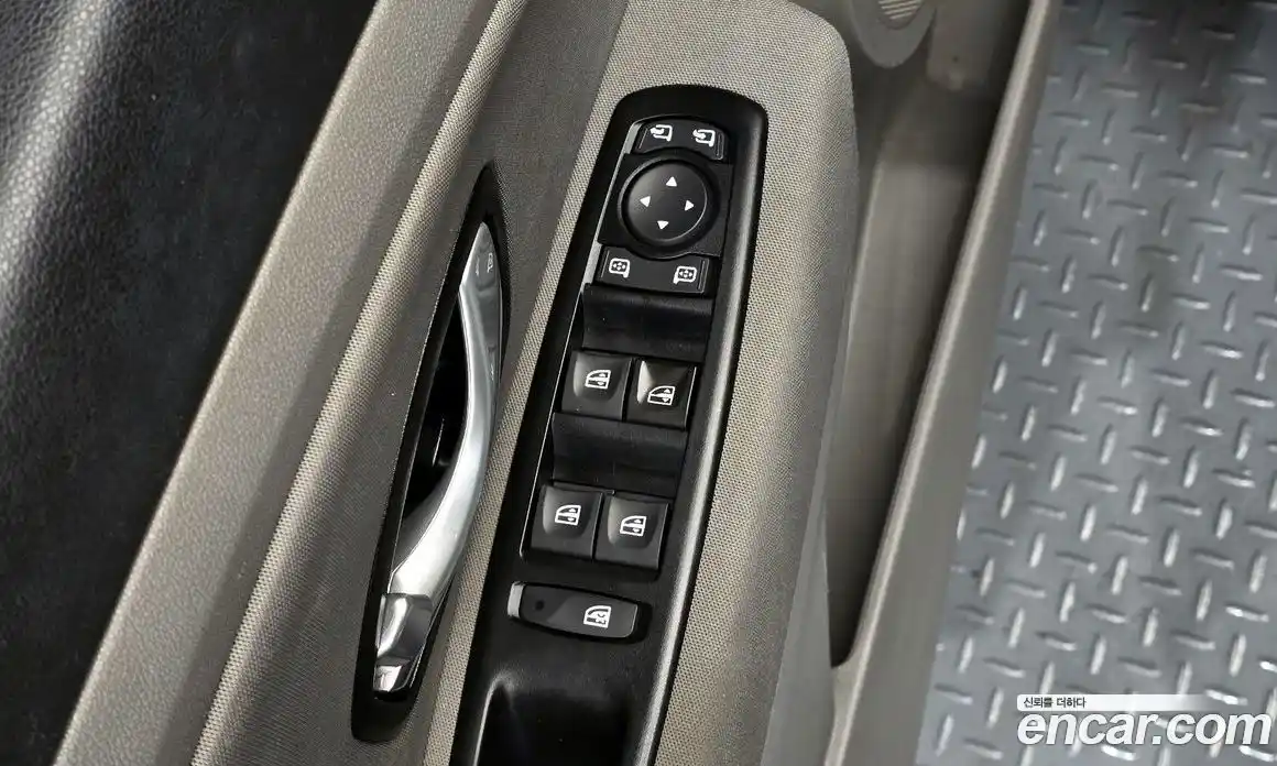 Renault SM3 2011 1.6 гидро в Москве № 891876, фото 18