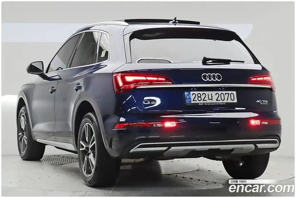 Audi Q5 2021 2.0 Автомат в Москве № 894201, фото 2