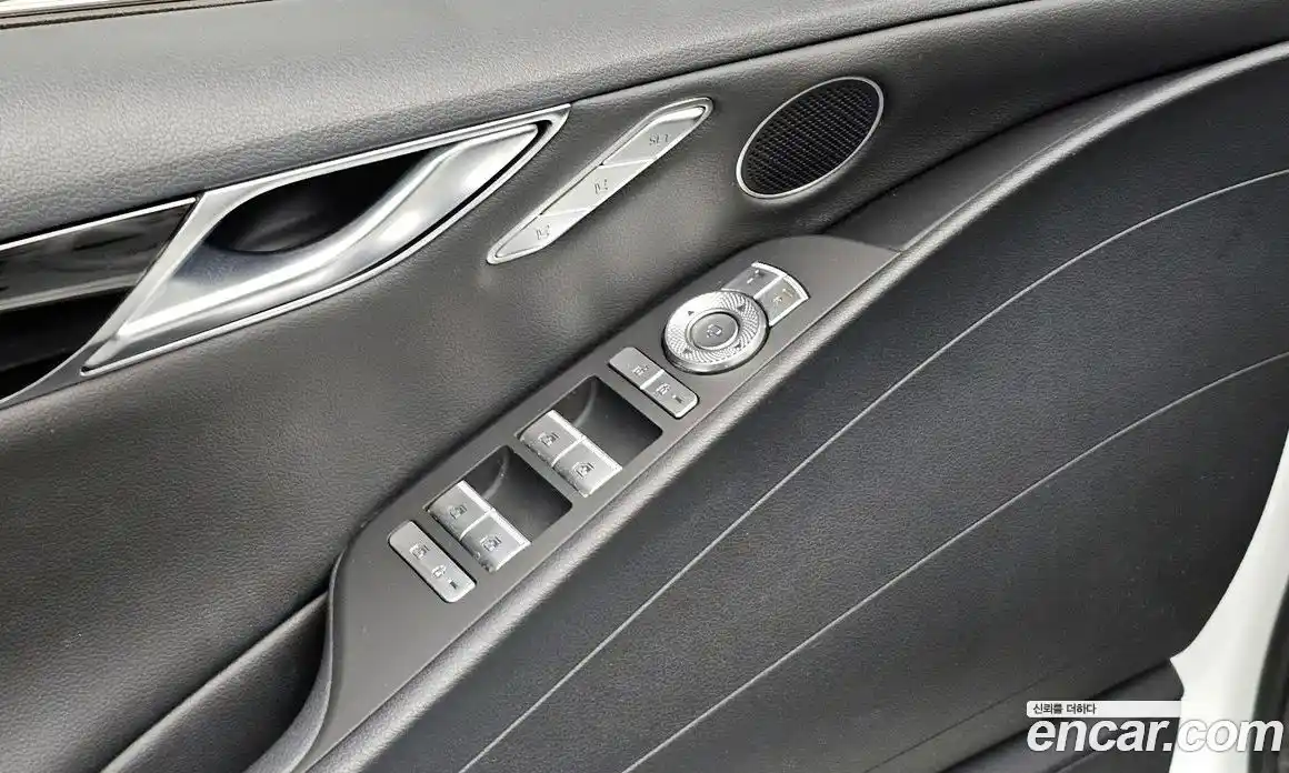 Genesis G80 2020 2.5 гидро в Москве № 24104, фото 15