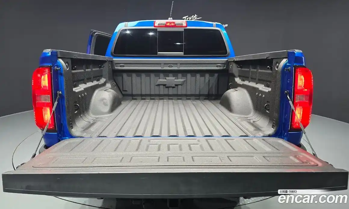 Chevrolet Colorado 2020 3.6 Автомат в Москве № 38127, фото 20