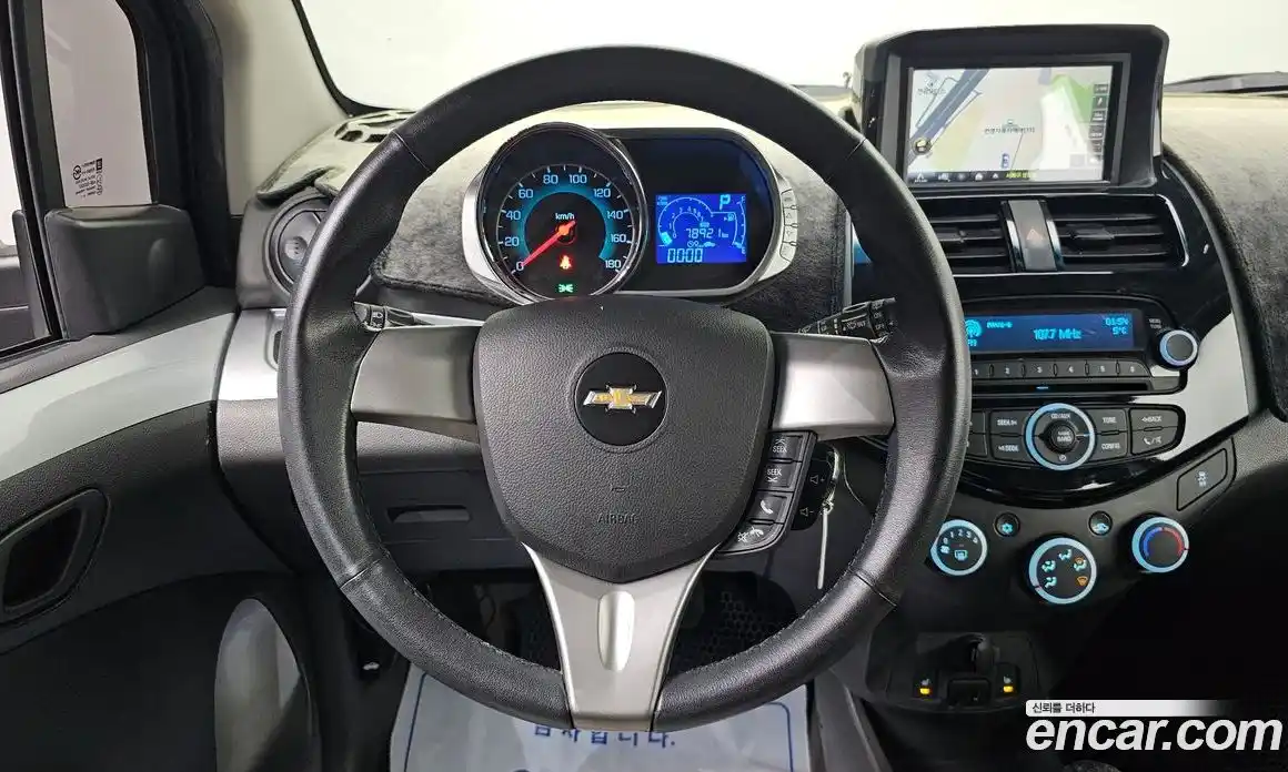 Chevrolet Spark 2014 1.0 гидро в Москве, фото 12