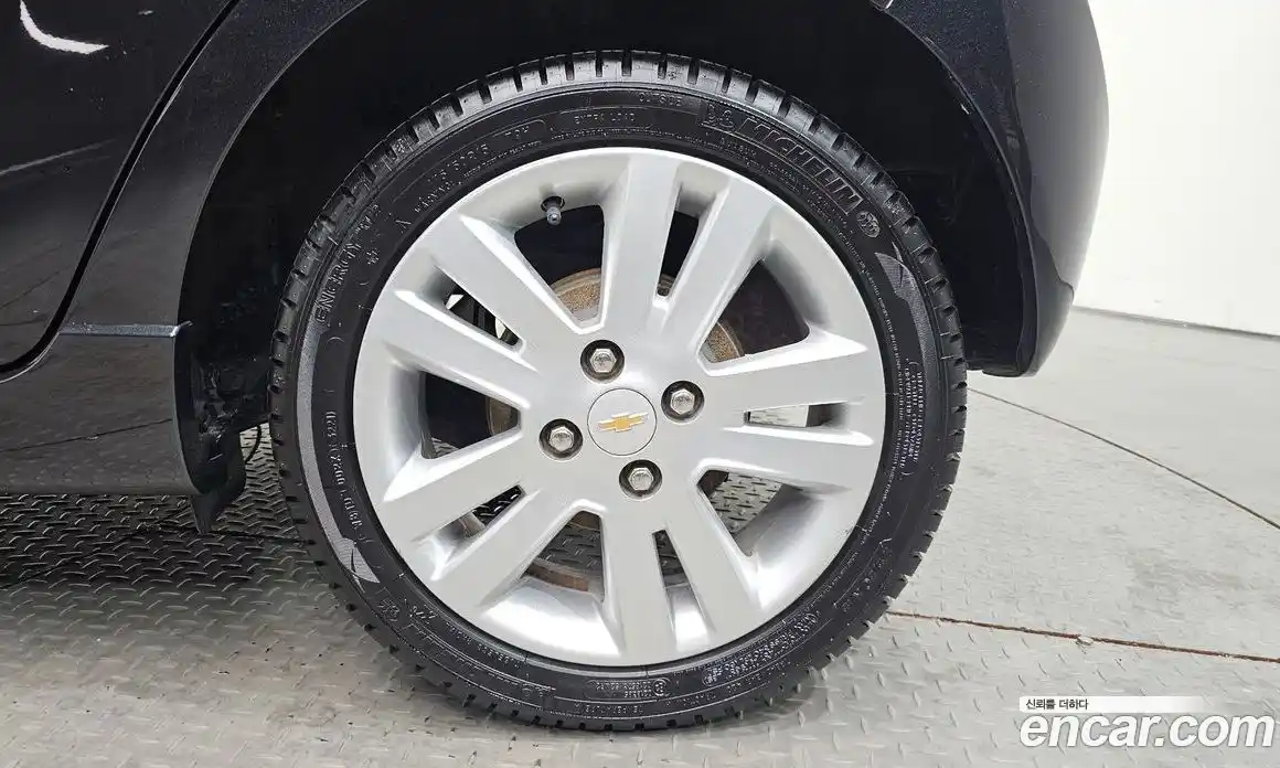Chevrolet Spark 2014 1.0 гидро в Москве, фото 5