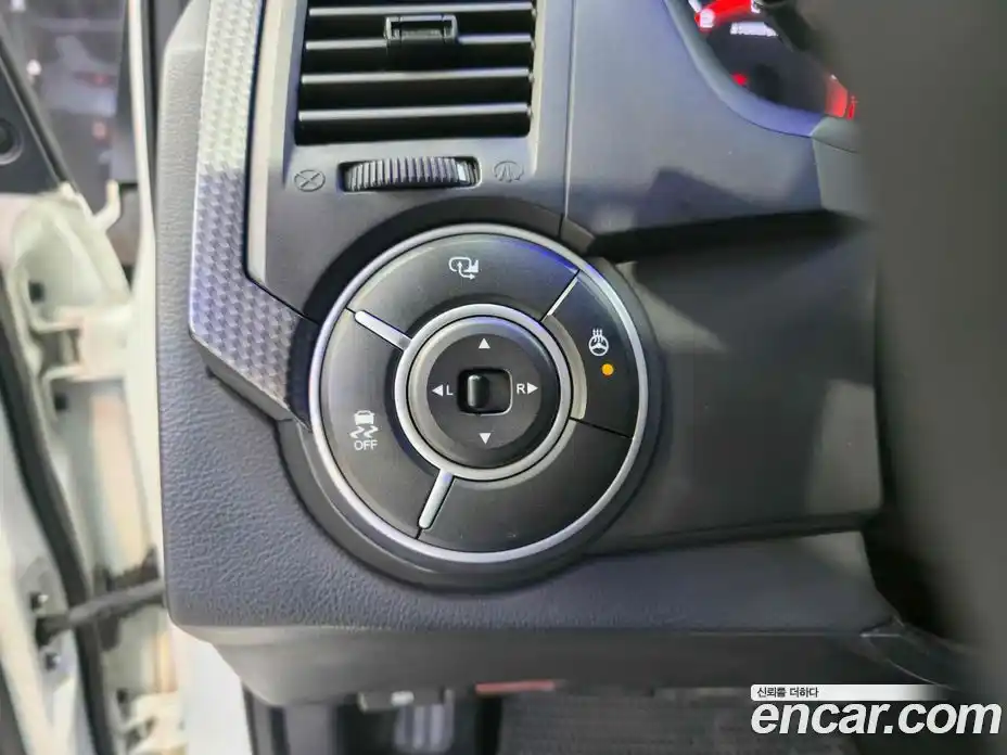 SsangYong Korando 2014 2.0 Автомат в Москве № 718370, фото 15