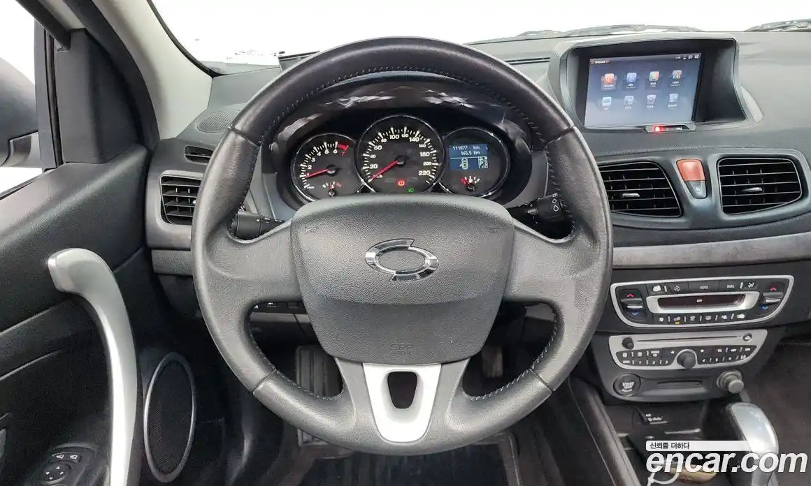 Renault SM3 2010 1.6 гидро в Москве № 793, фото 13