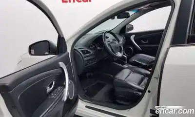 Renault SM3 2010 1.6 гидро в Москве № 793, миниатюра 10