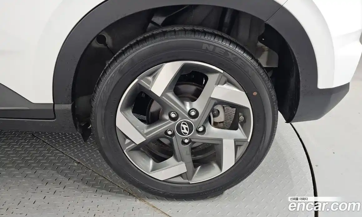 Hyundai Venue 2023 1.6 Автомат в Москве № 854101, фото 6