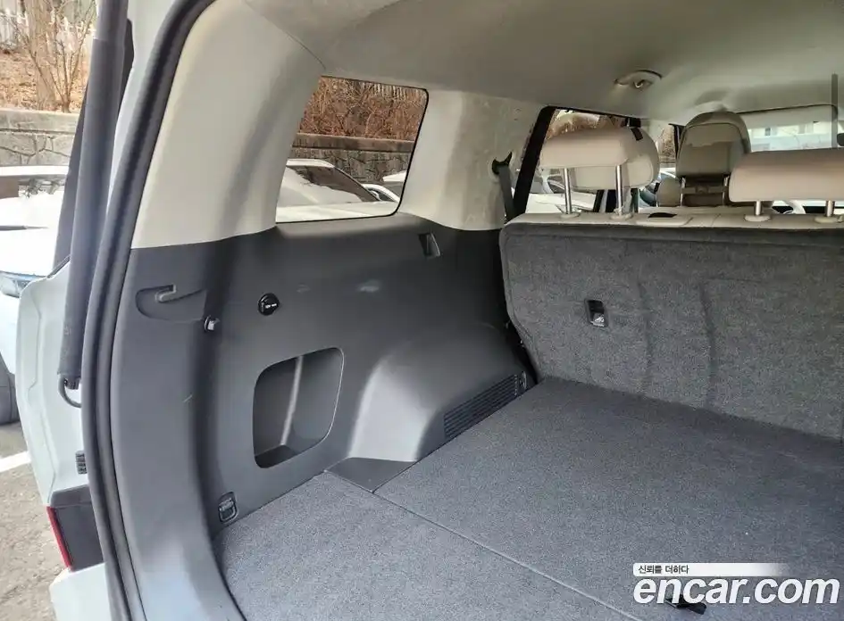 Hyundai Santa Fe 2025 2.5 Автомат в Москве № 854112, фото 11