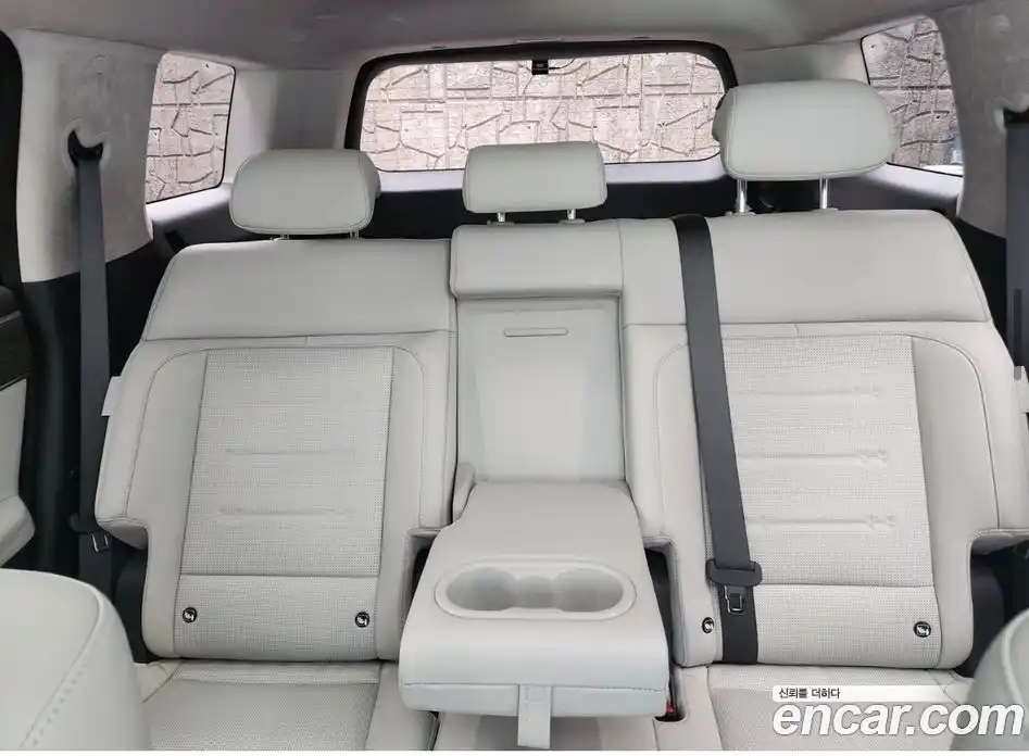 Hyundai Santa Fe 2025 2.5 Автомат в Москве № 854112, фото 15