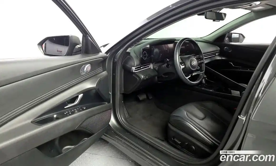 Hyundai Avante 2024 1.6 Автомат в Москве № 854203, фото 10