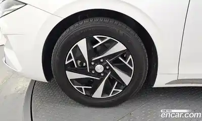 Hyundai Grandeur 2021 2.4 Автомат в Москве № 854733, миниатюра 5