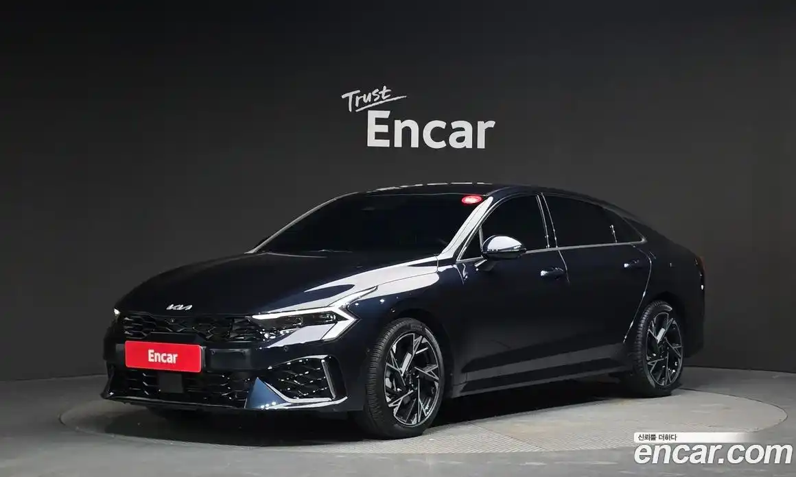 Kia K5 2024 2.0 Автомат в Москве № 854945, фото 1