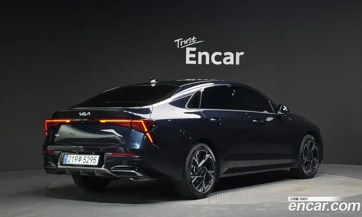 Kia K5 2024 2.0 Автомат в Москве № 854945, фото 2