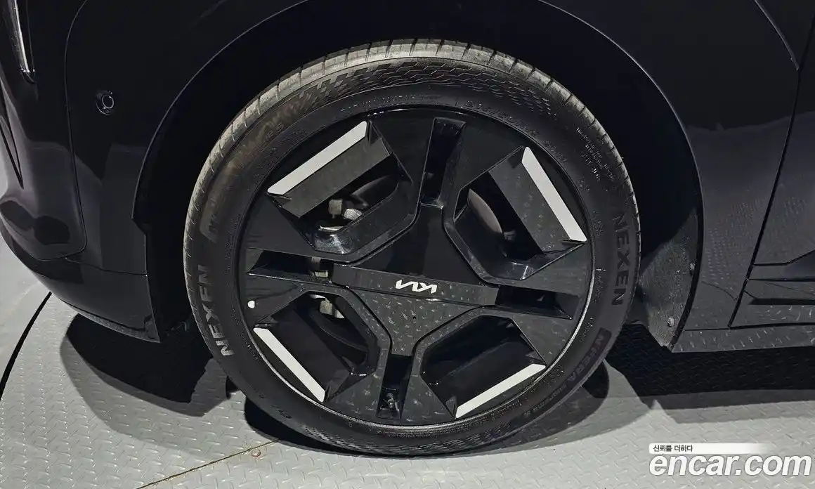 Kia EV3 2024 0.2 Автомат в Москве № 855081, фото 5