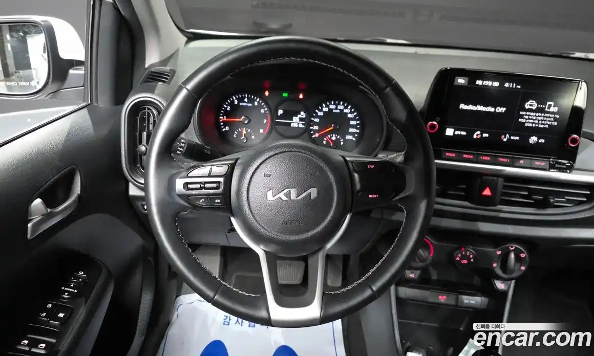 Kia Morning 2023 1.0 Автомат в Москве № 855166, фото 13