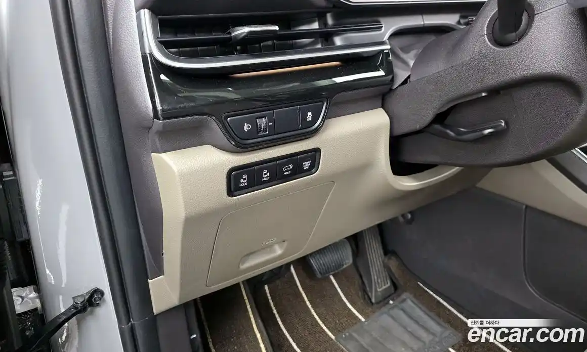 Kia Canival 2024 1.6 Автомат в Москве № 855226, фото 16