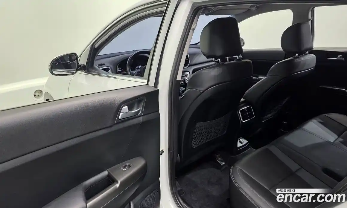 Kia Sportage 2017 1.7 гидро в Москве № 855638, фото 18