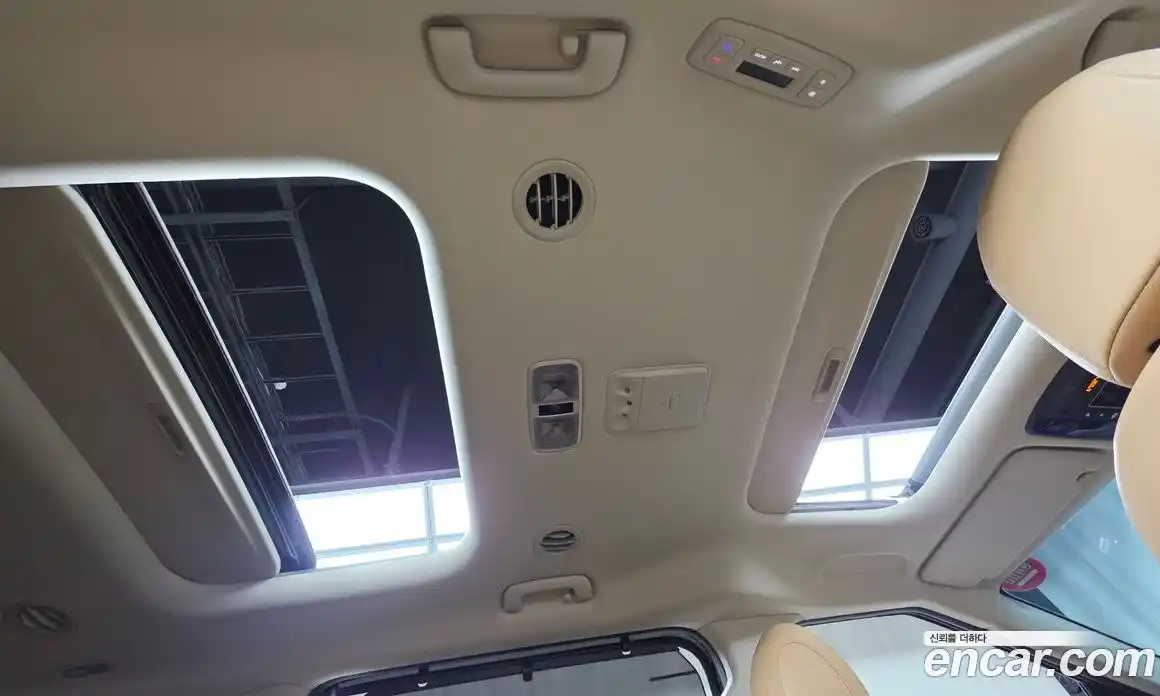 Kia Canival 2023 2.2 Автомат в Москве № 855830, фото 18