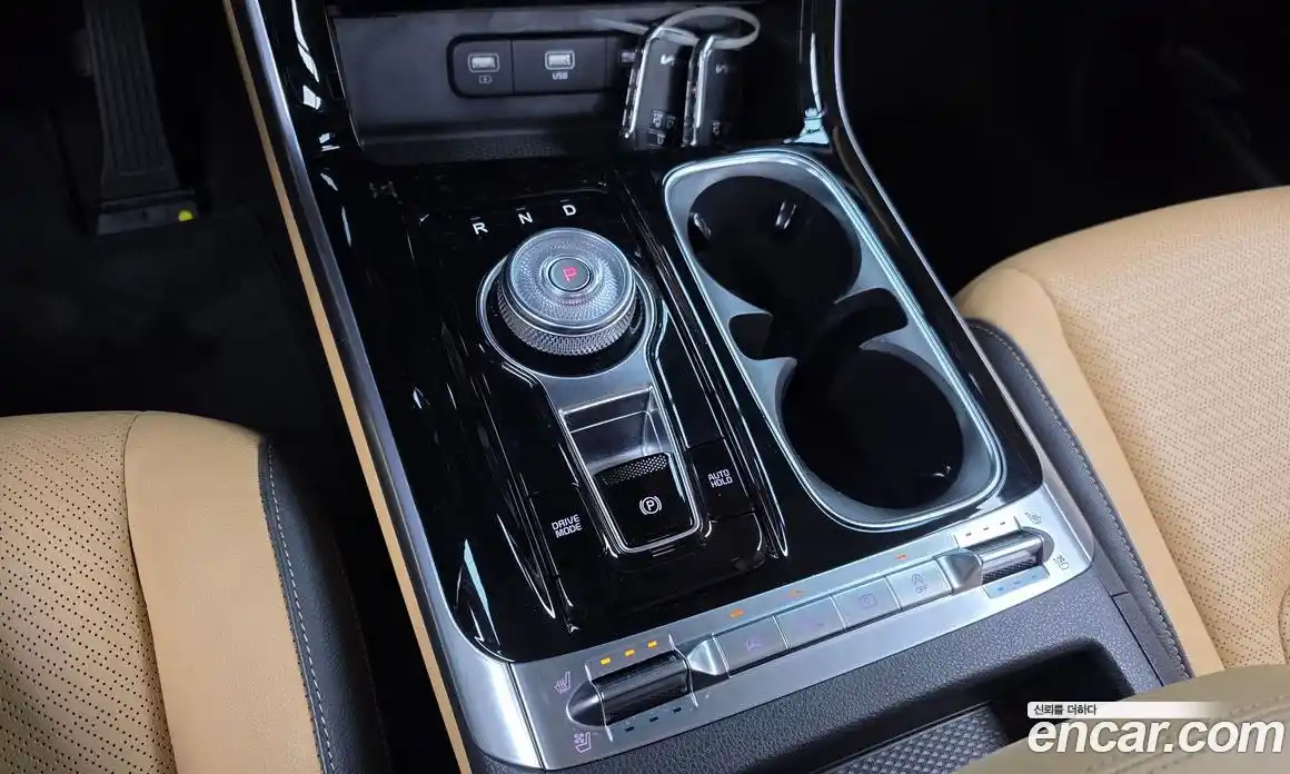 Kia Canival 2023 2.2 Автомат в Москве № 855830, фото 9