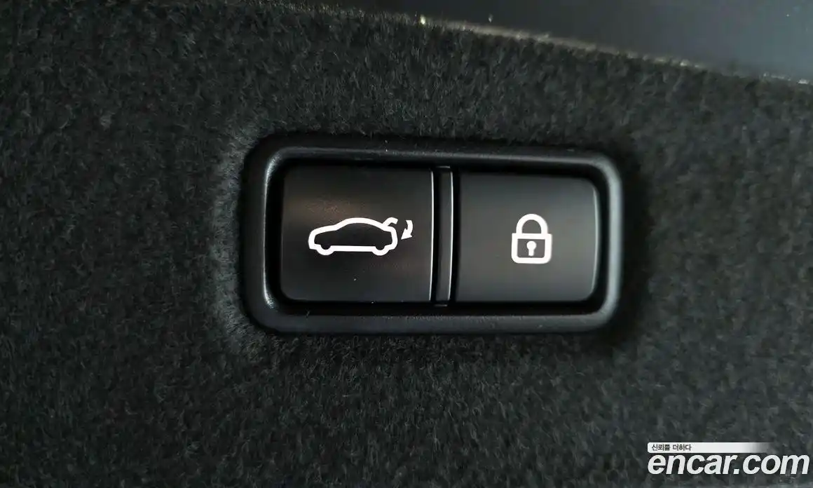 Genesis G90 2019 3.3 Автомат в Москве № 856219, фото 19