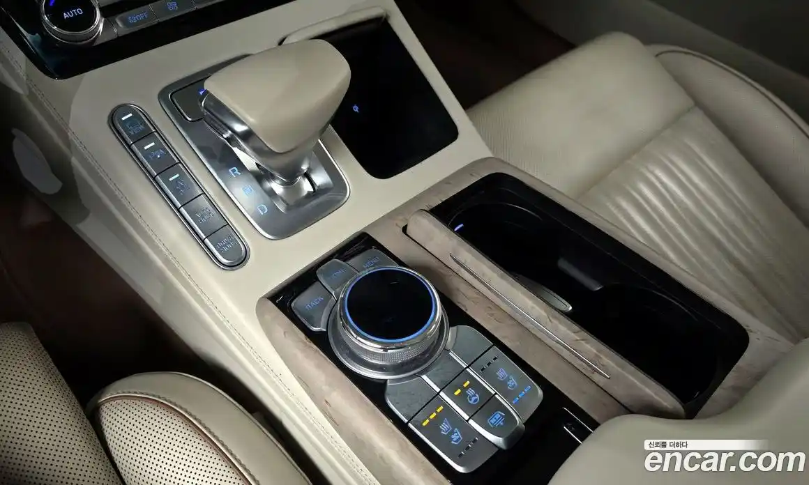 Genesis G90 2019 3.3 Автомат в Москве № 856219, фото 9