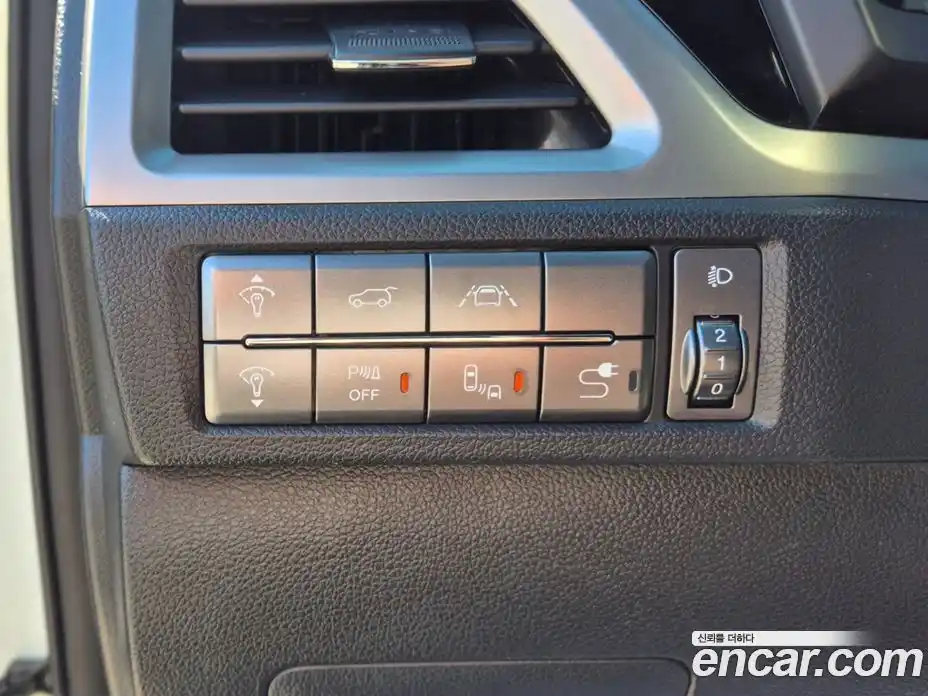 SsangYong Korando 2019 1.6 Автомат в Москве № 856599, фото 13