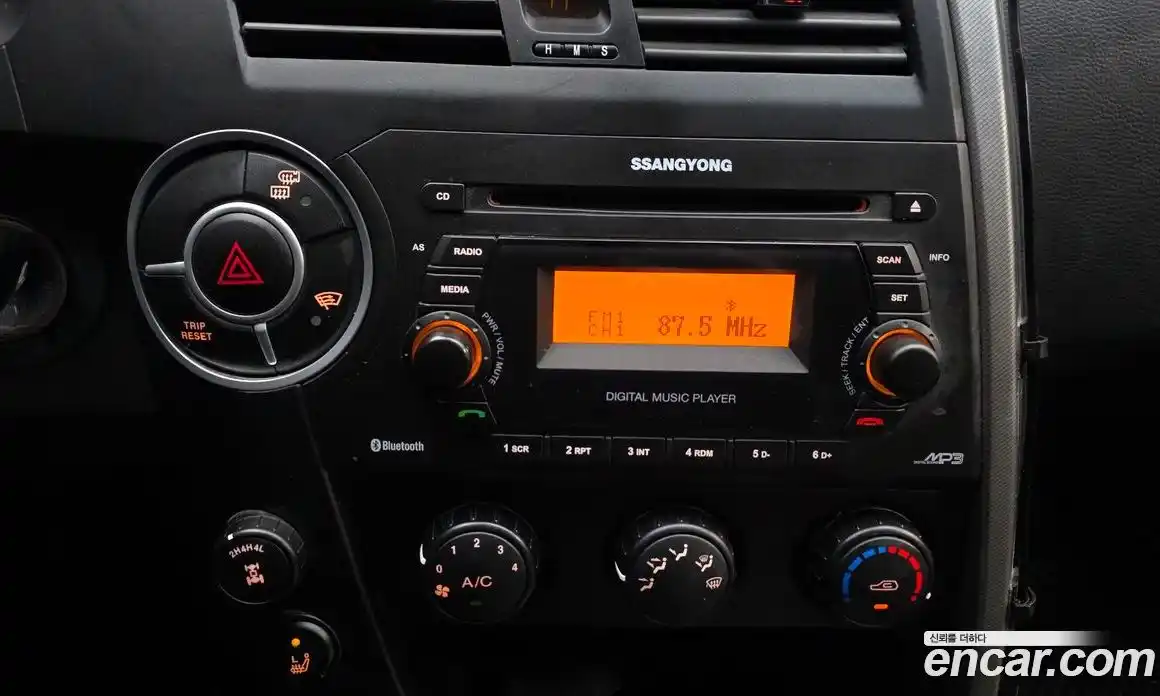 SsangYong Korando 2013 2.0 гидро в Москве № 856628, фото 17