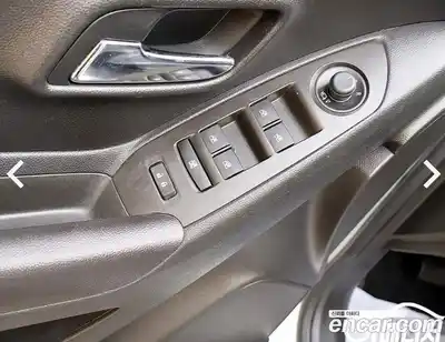 Chevrolet Trax 2015 1.6 Автомат в Москве № 857994, миниатюра 11