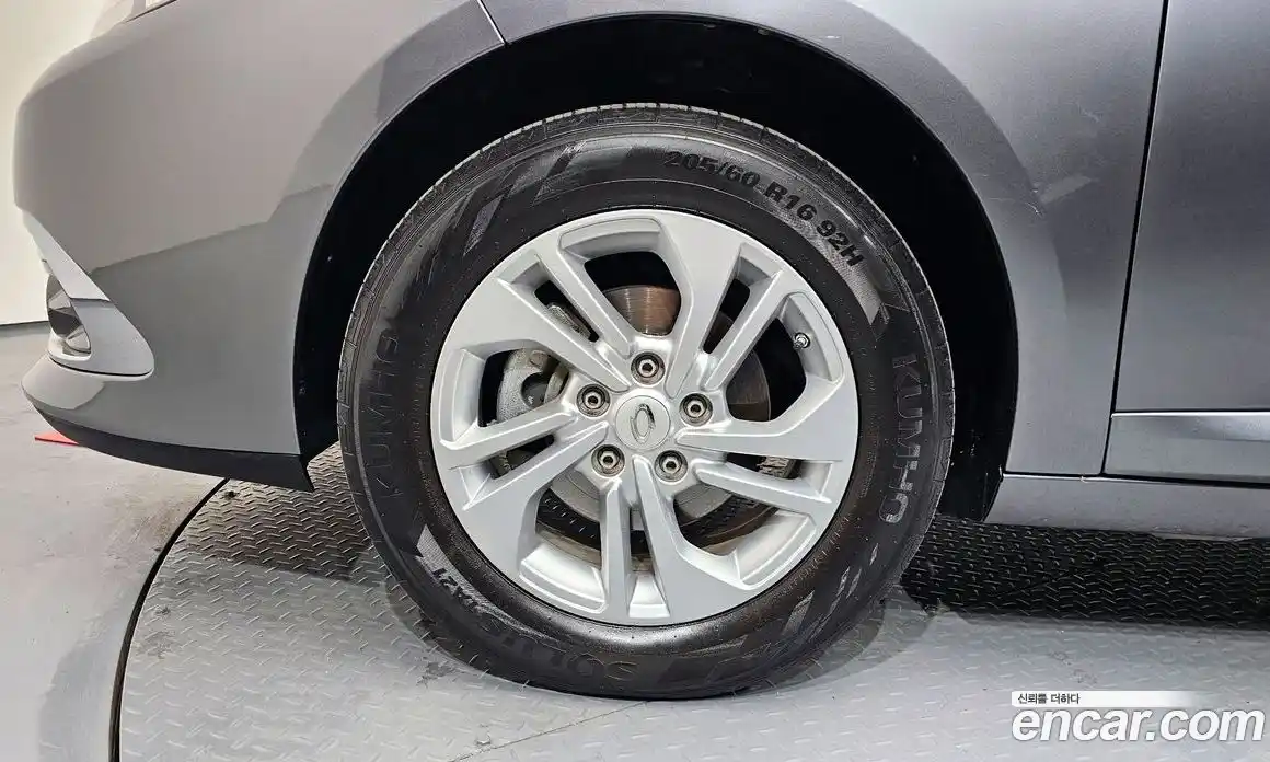 Renault SM3 2016 1.6 Автомат в Москве № 858262, фото 5