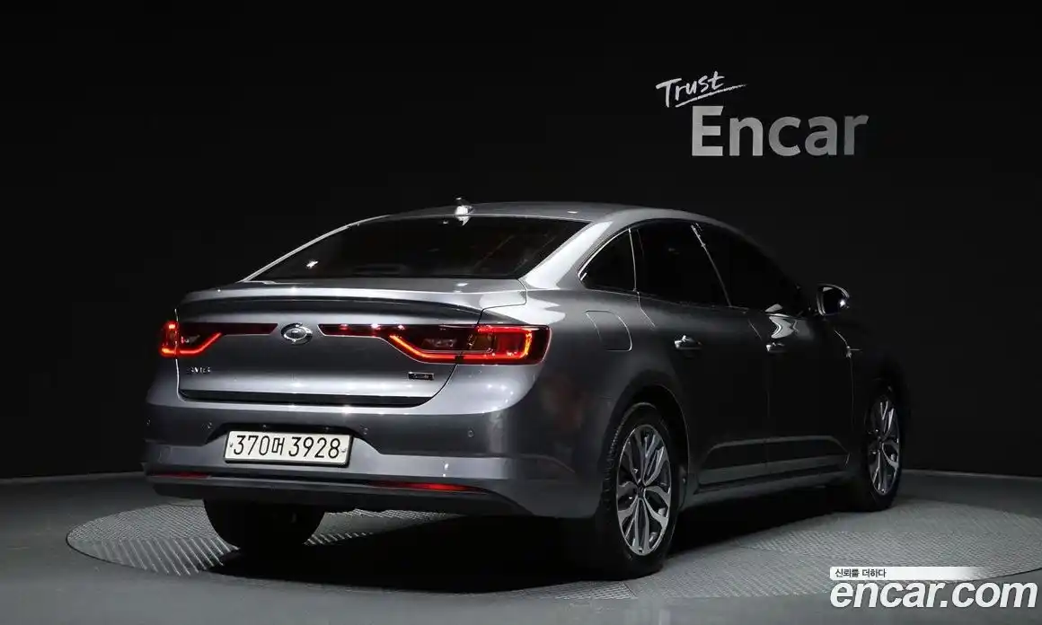 Renault SM6 2017 2.0 Автомат в Москве № 885785, фото 2