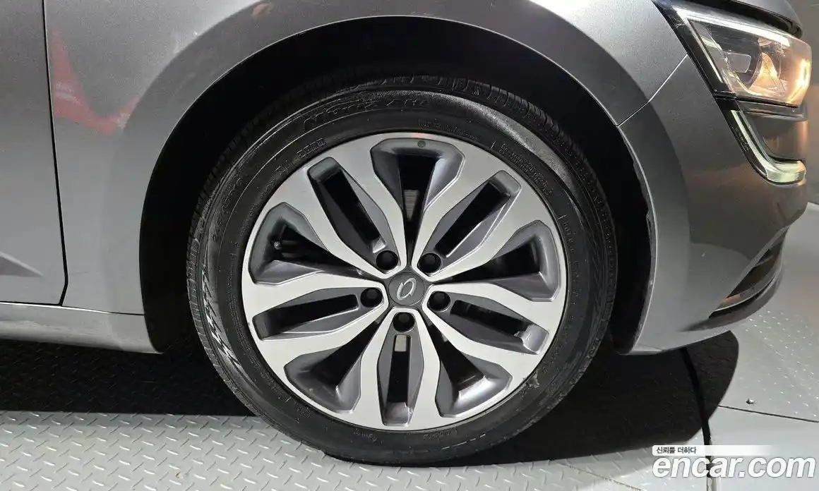 Renault SM6 2017 2.0 Автомат в Москве № 885785, фото 5