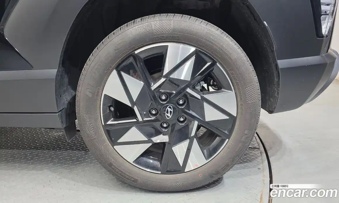 Hyundai Kona 2023 1.6 Автомат в Москве № 886549, фото 5