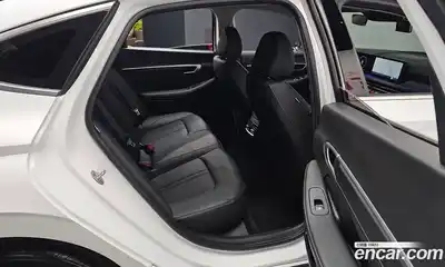 Hyundai Sonata 2023 2.0 Автомат в Москве № 886713, миниатюра 12