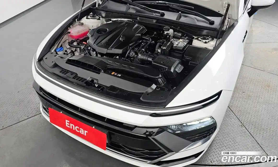 Hyundai Sonata 2023 2.0 Автомат в Москве № 886713, фото 6