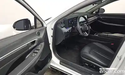 Hyundai Sonata 2023 2.0 Автомат в Москве № 886713, миниатюра 10