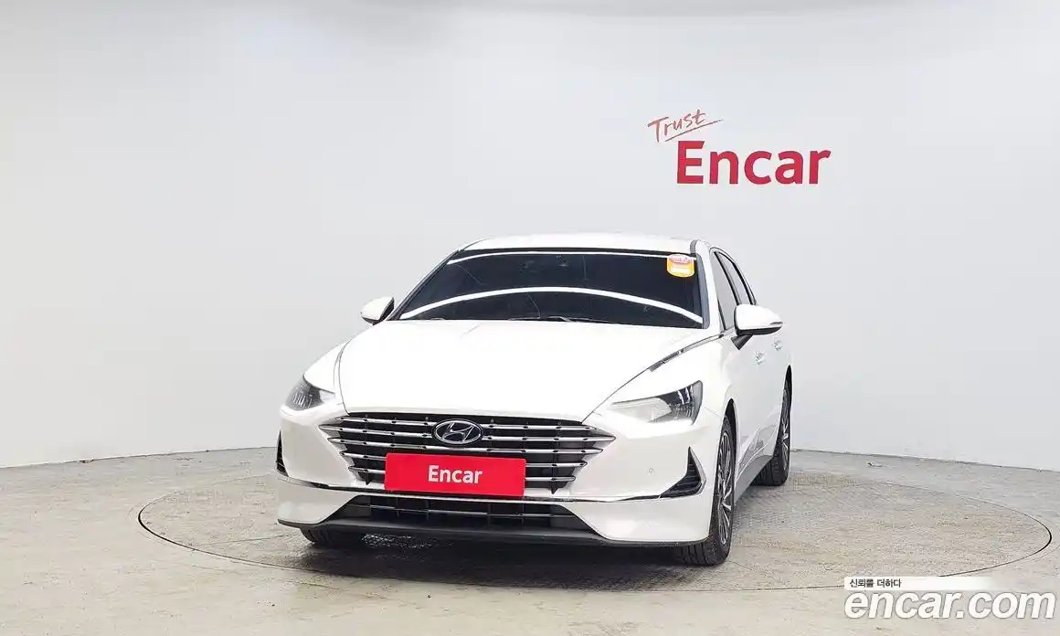 Hyundai Sonata 2022 2.0 Автомат в Москве № 886929, фото 3